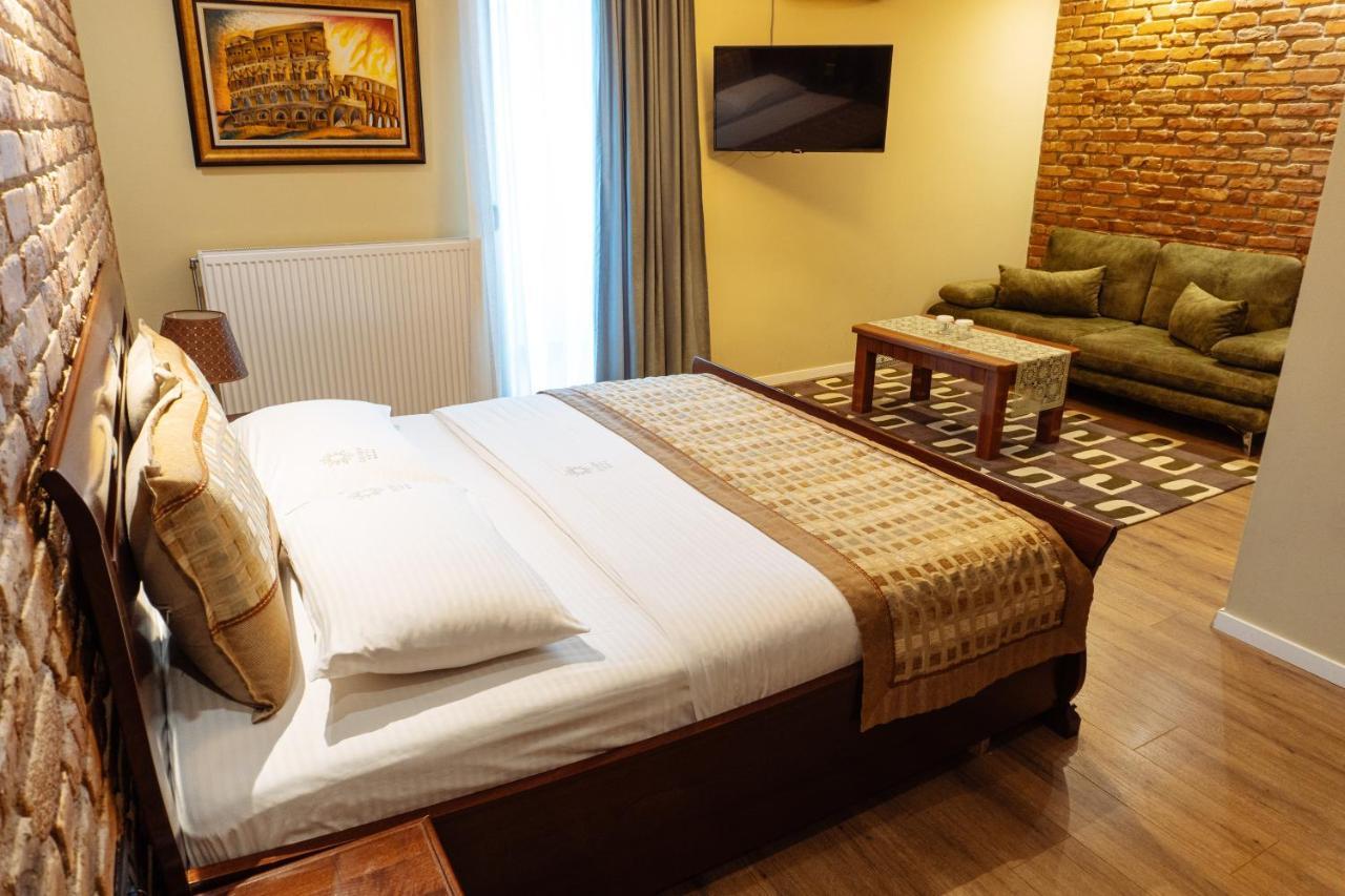 Casta Diva Boutique Hotel Korce Esterno foto